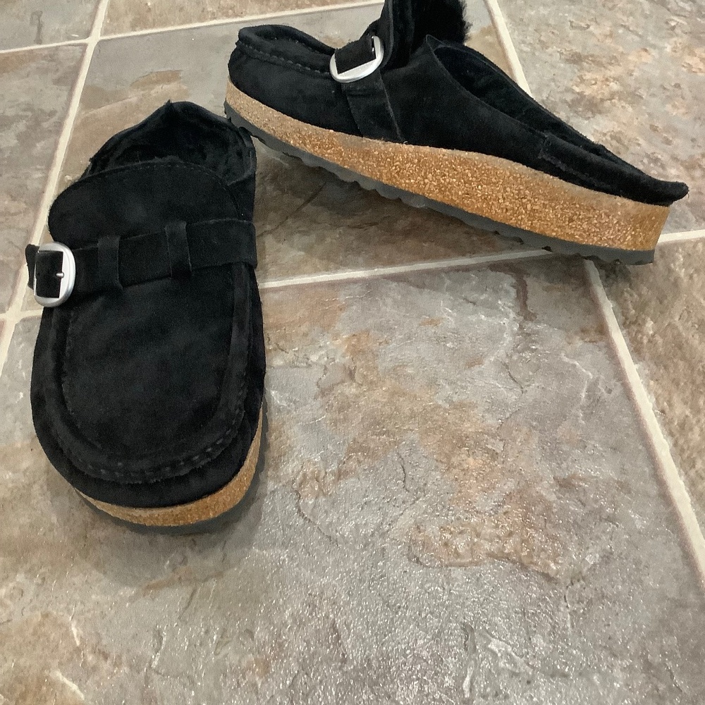 Birkenstocks Buckley Shearling Clogs fit like 8.5